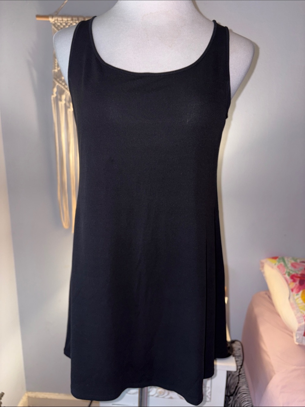 Eileen Fisher Stretch Silk Jersey Scoop Neck Tank in Black XS - Picture 5 of 9